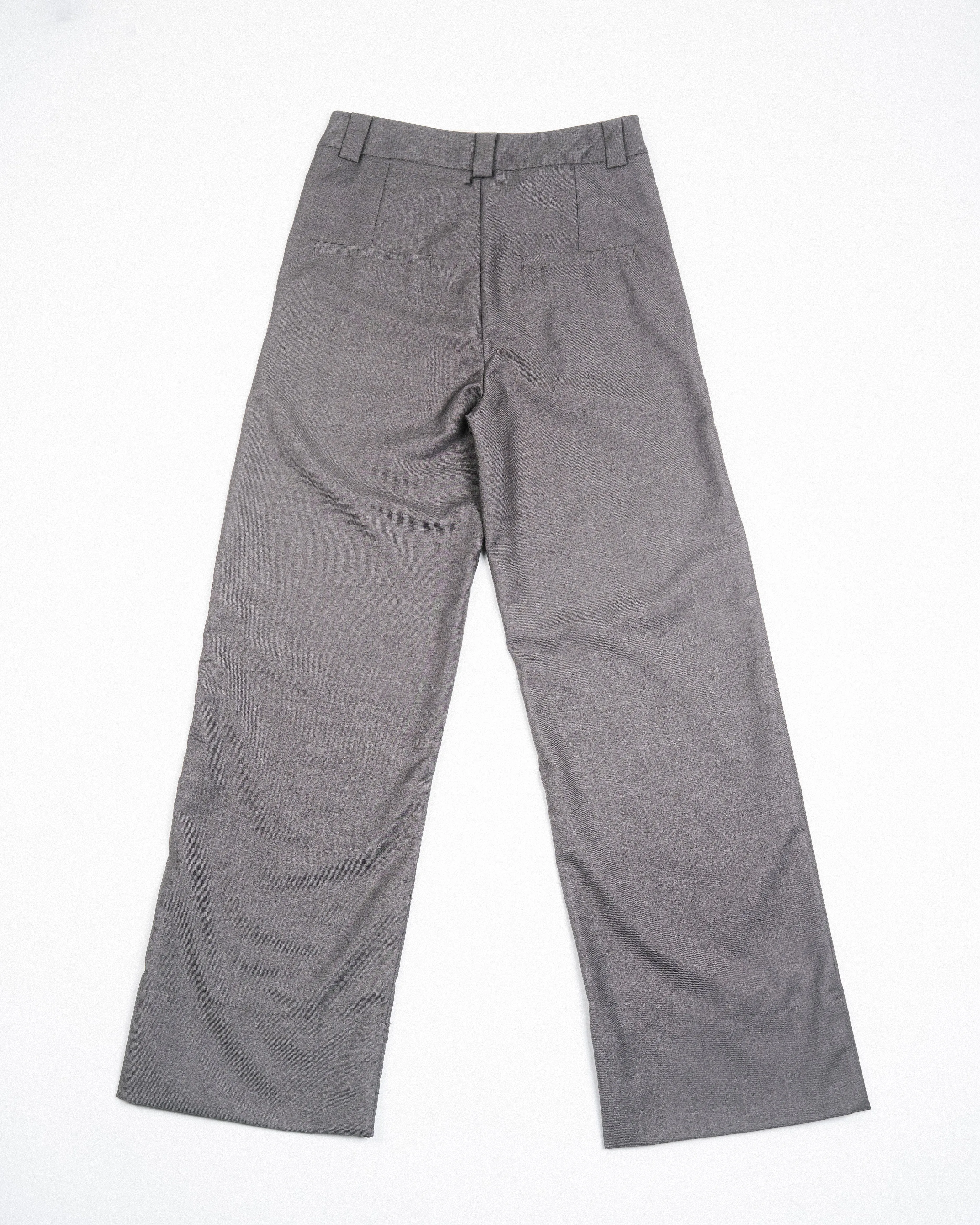 Gevia Straight Cut Trousers (Khaki Grey)