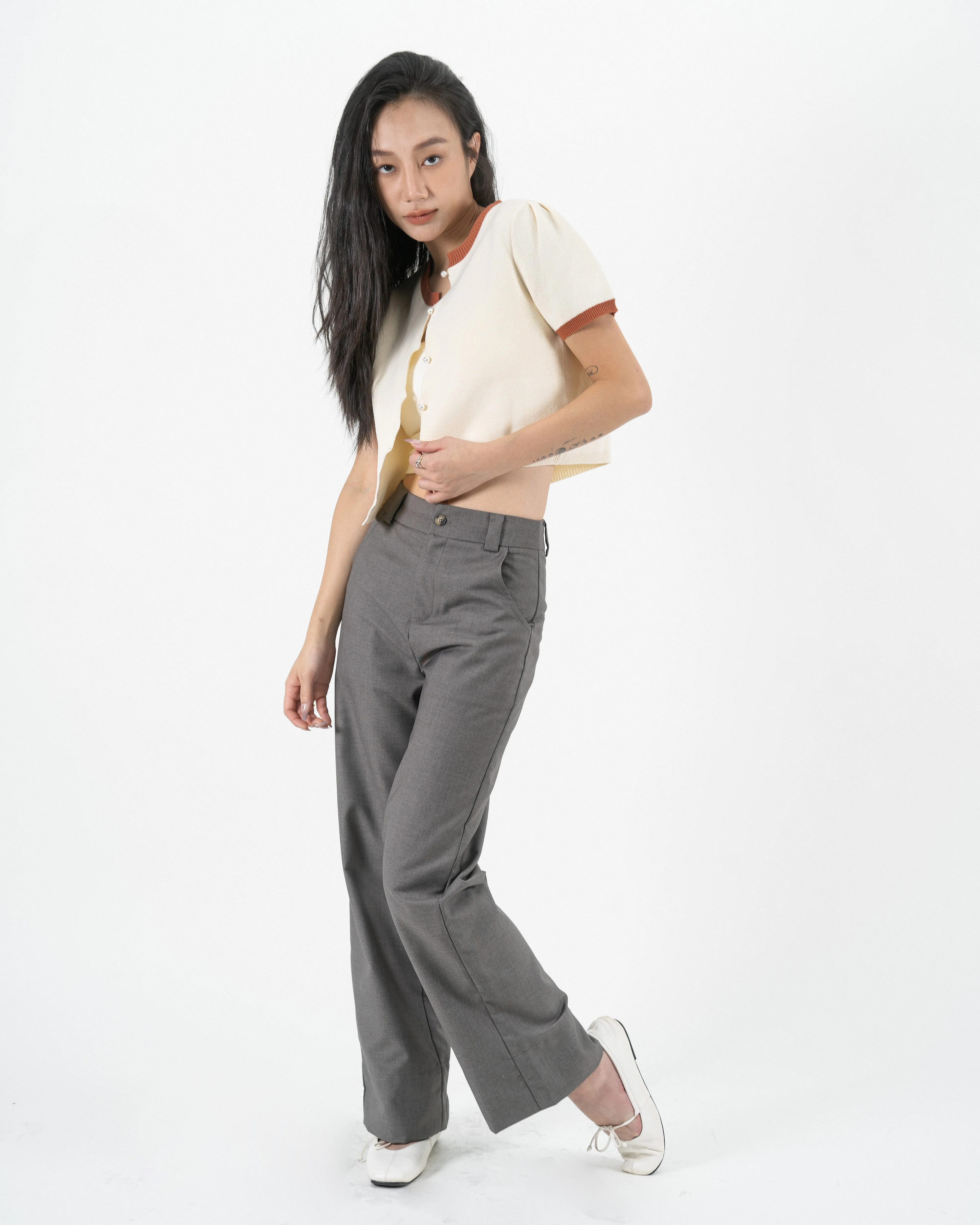 Gevia Straight Cut Trousers (Khaki Grey)