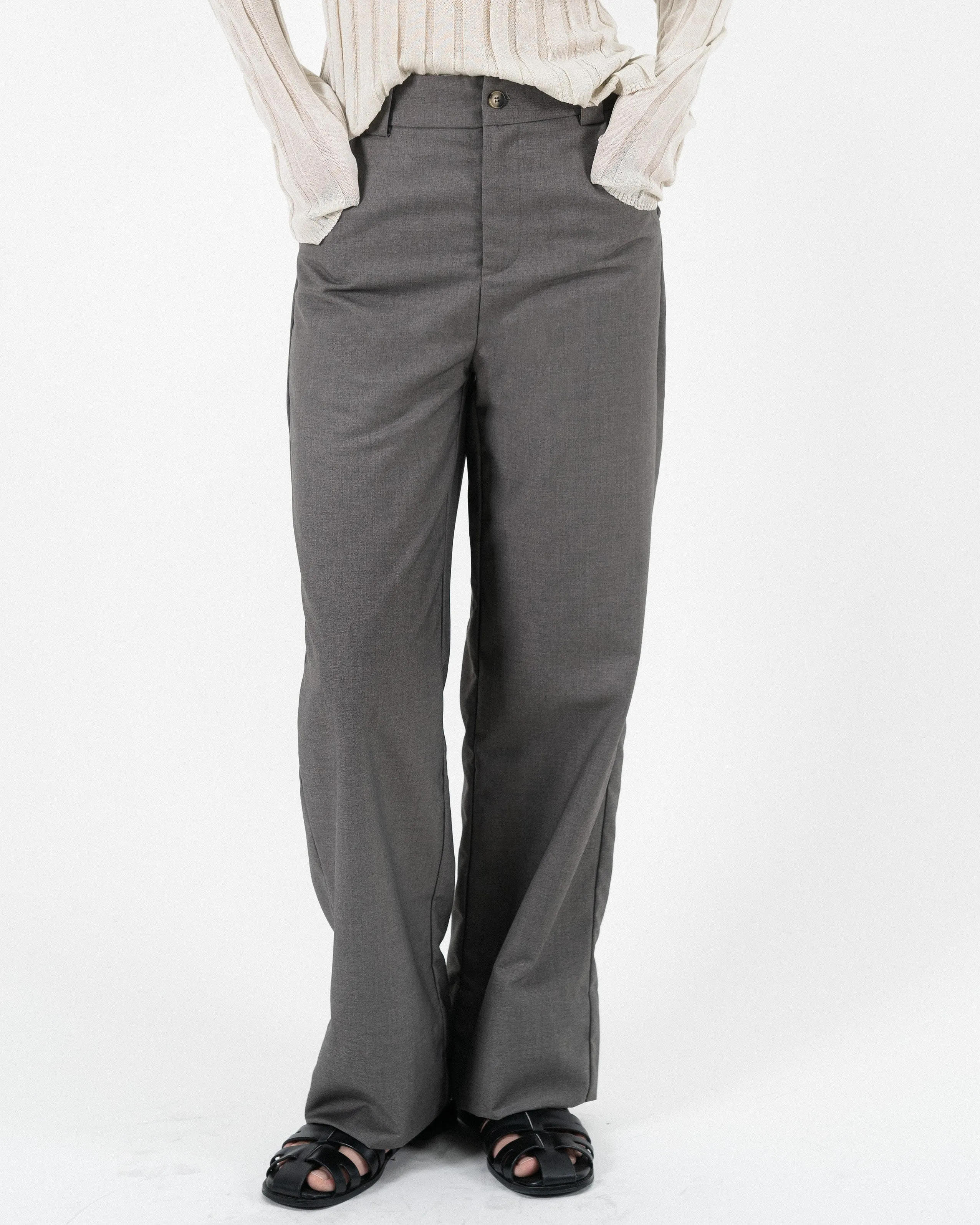 Gevia Straight Cut Trousers (Khaki Grey)